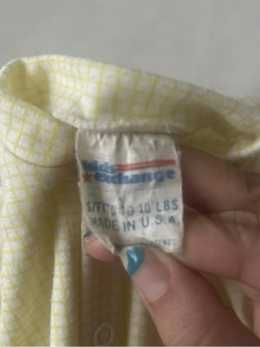 EXCHANGE pale yellow